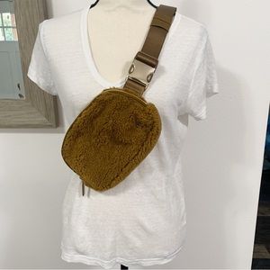 Lululemon Sherpa Everywhere Belt Bag burnt caramel
